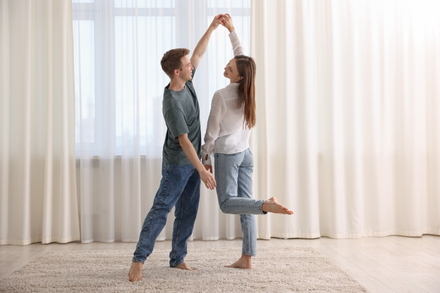 Ejercicios simples para mejorar la coordinación en el baile